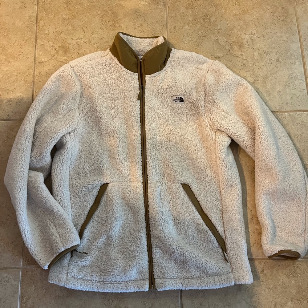 NORTH FACE FUZZY FLEECE